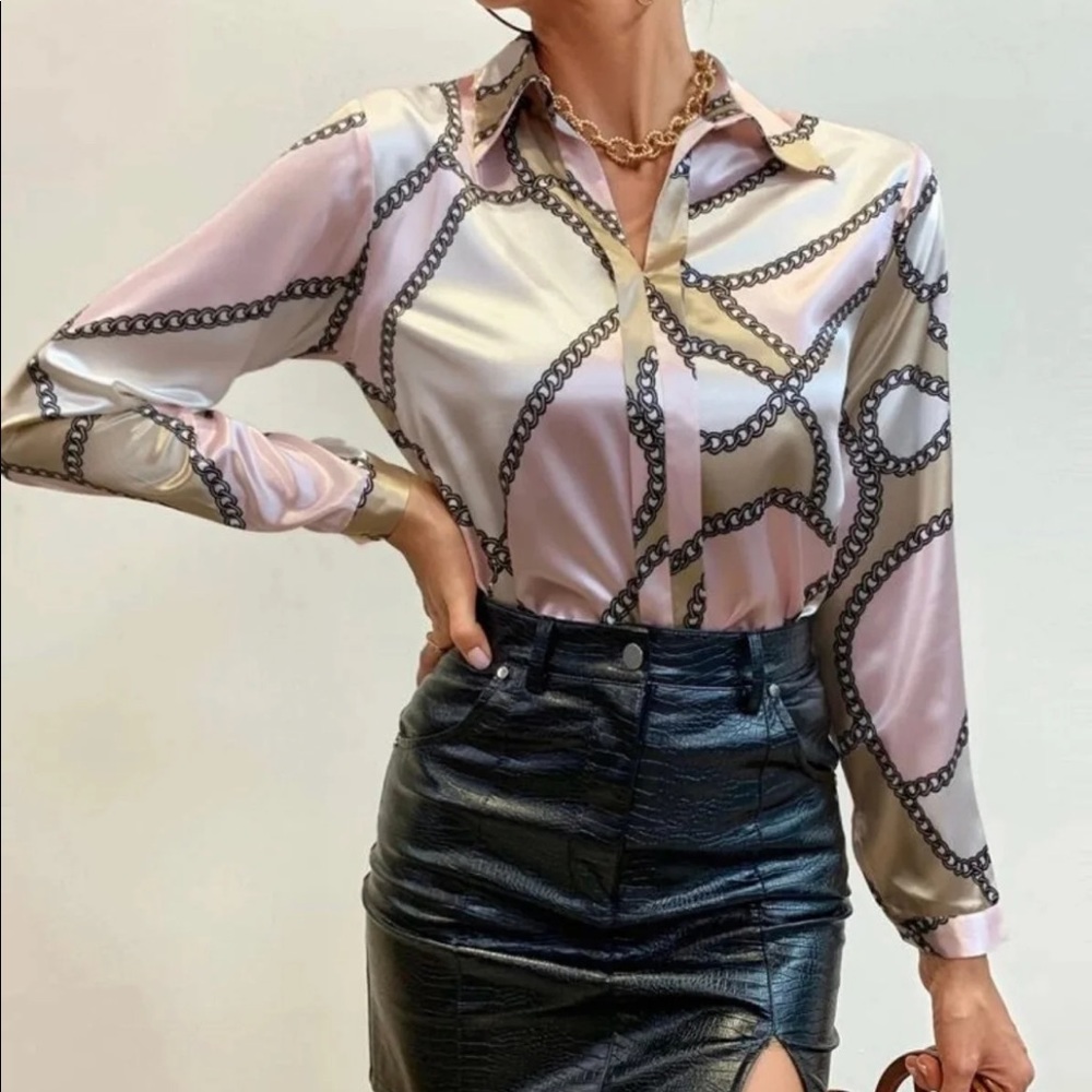Color Block Chain Print Blouse - Picture 3 of 3